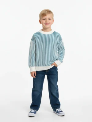 سويت شيرت أولادي محبوك أزرق وأبيض – ملابس أطفال شتوية فاخرة