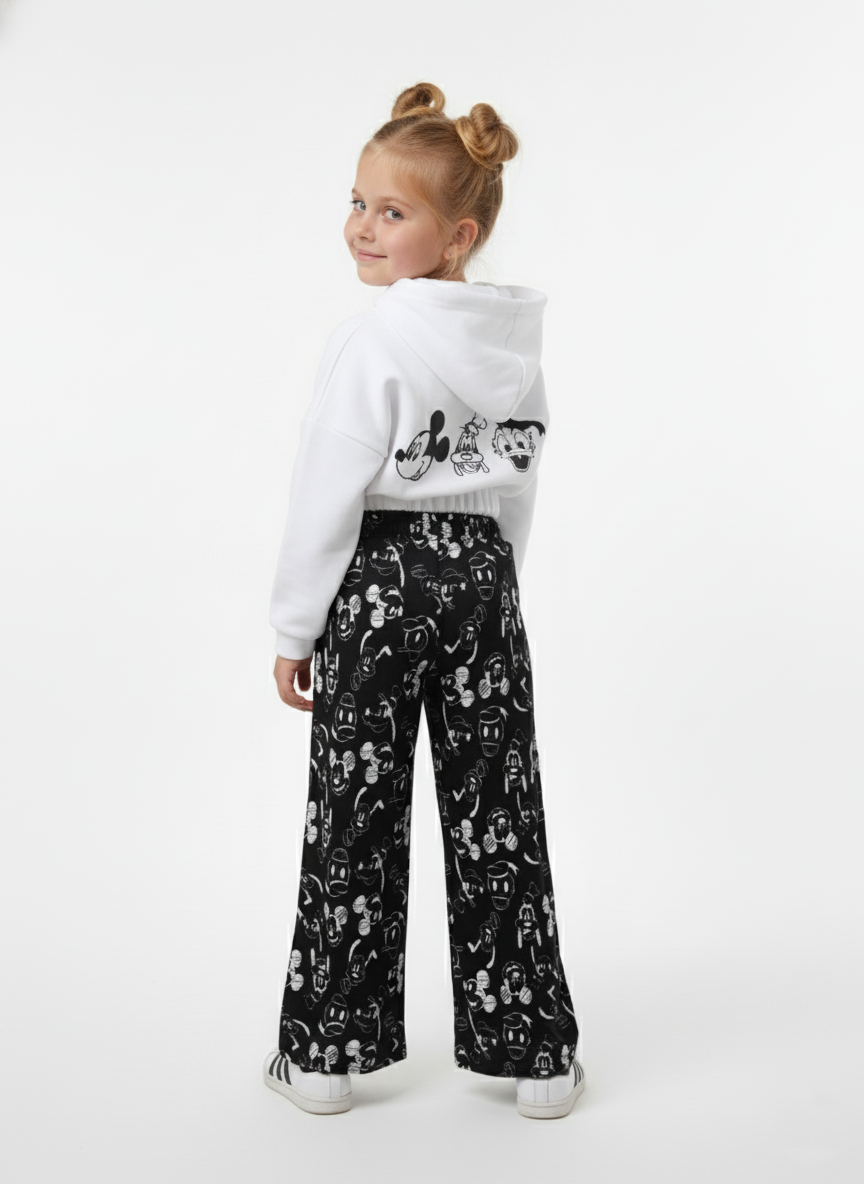 سوت ميلتون بناتي أبيض وأسود ميكي ماوس – ملابس أطفال شتوية عصرية.