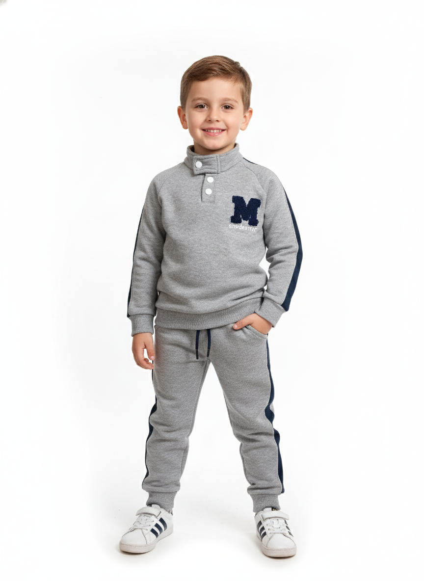 طقم سويت شيرت وسويت بانتس ولادي رمادي وكحلي – ملابس أطفال شتوية أنيقة