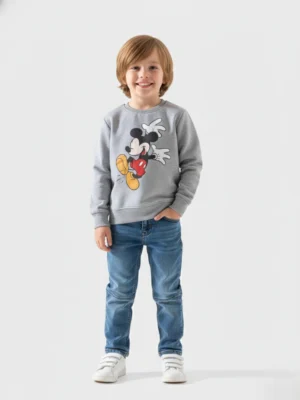 سويتشيرت ولادي رقبة دائرية لون رمادي فاتح مع طبعة ميكي ماوس ملونة