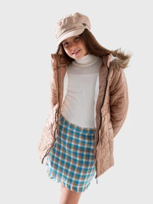 تنورة سكيرت شتوي بناتي ميني من تريكو كاروهات بلون أزرق وبني مع حافة مهدبة