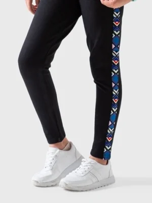 بنطلون ليجنغز بناتي أسود ضيق مع شريط جانبي ملون بأنماط هندسية
