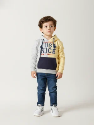 سويت شيرت أولادي Color Block رمادي وأصفر – ملابس أطفال شتوي أنيق