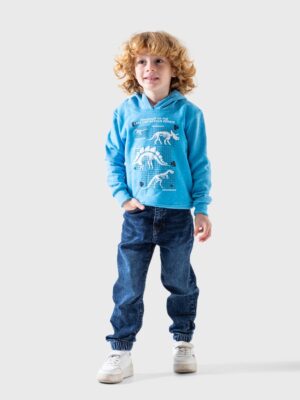 سويت شيرت أولادي شتوي أزرق بقبعة وطبعة ديناصورات بيضاء.