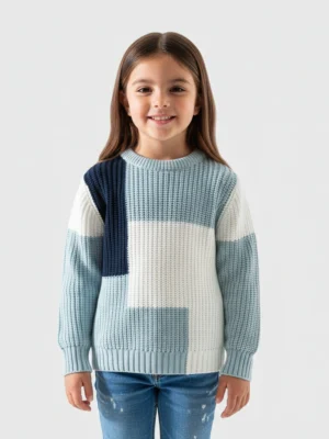 سويتر شتوي بناتي محبوك باتشوورك أزرق وأبيض – مقاس 4 سنوات
