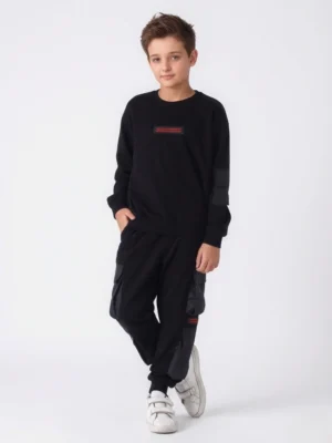 سويت شيرت وبنطلون كارغو أسود – ملابس أطفال شتوي أولادي