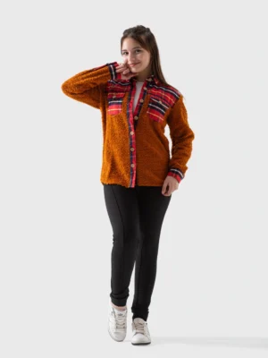 شميز جاكيت فرو بناتي بني بتطعيمات كاروهات – شميز فرو شتوي بناتي