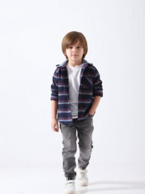 جاكيت فلانيل كاروهات كحلي أولادي – ملابس أطفال خريفي أنيق
