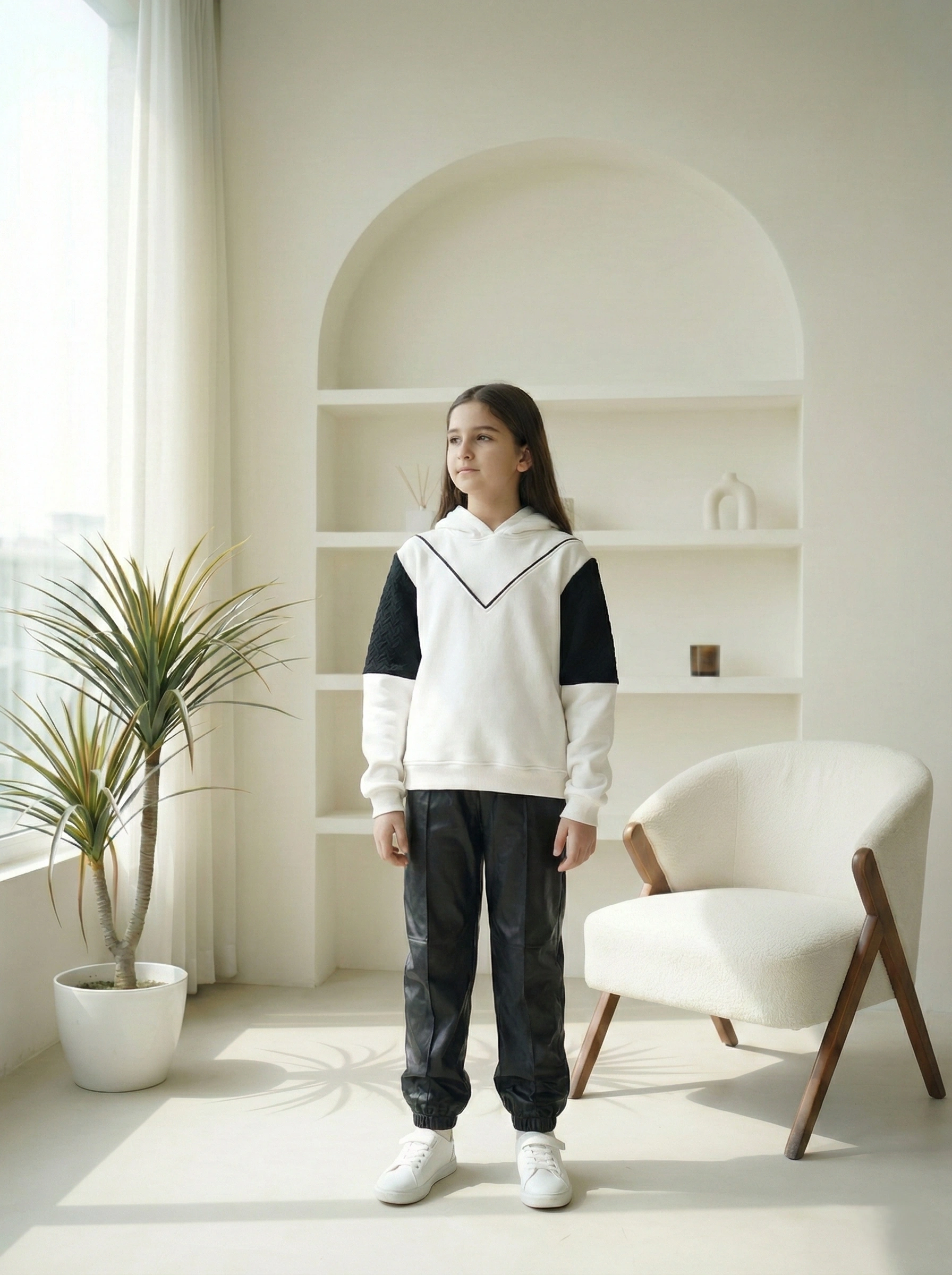 Hoodie Set for Girls | سوت بناتي - الصورة 2