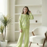 طقم تريكو ليموني بناتي بقلوب بنفسجية – ملابس أطفال بنات خروج