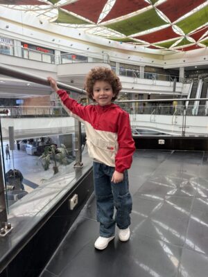 جاكيت أولادي شتوي أنيق – ملابس أطفال مقاومة للرياح