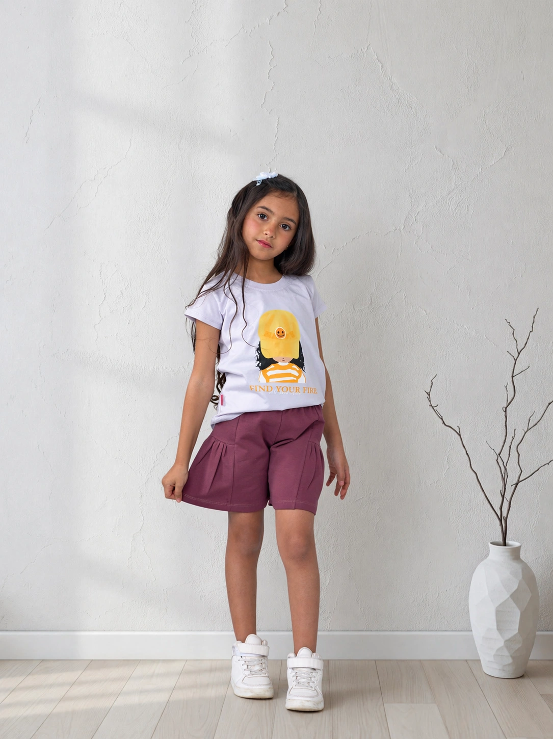 Girl T-shirt and Shorts Set | سوت بناتي